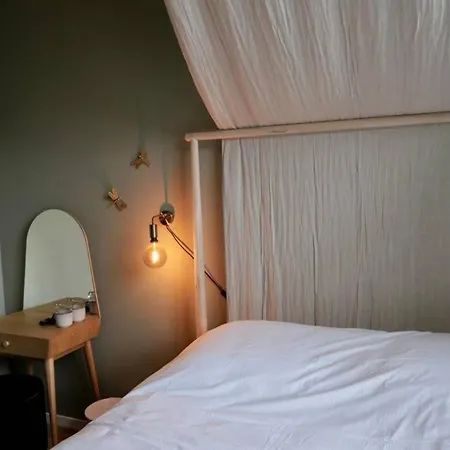 公寓 City House *